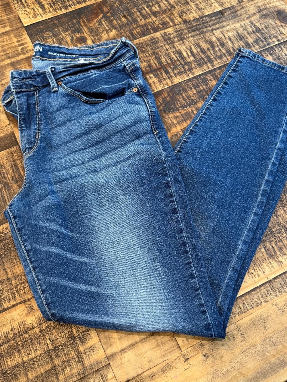 Levis' Denizen Modern Skinny Stone Wash Size 10 M 30x30 Jeans